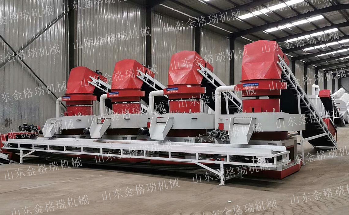 壓塊機使用現場.jpg 壓塊機使用現場.jpg