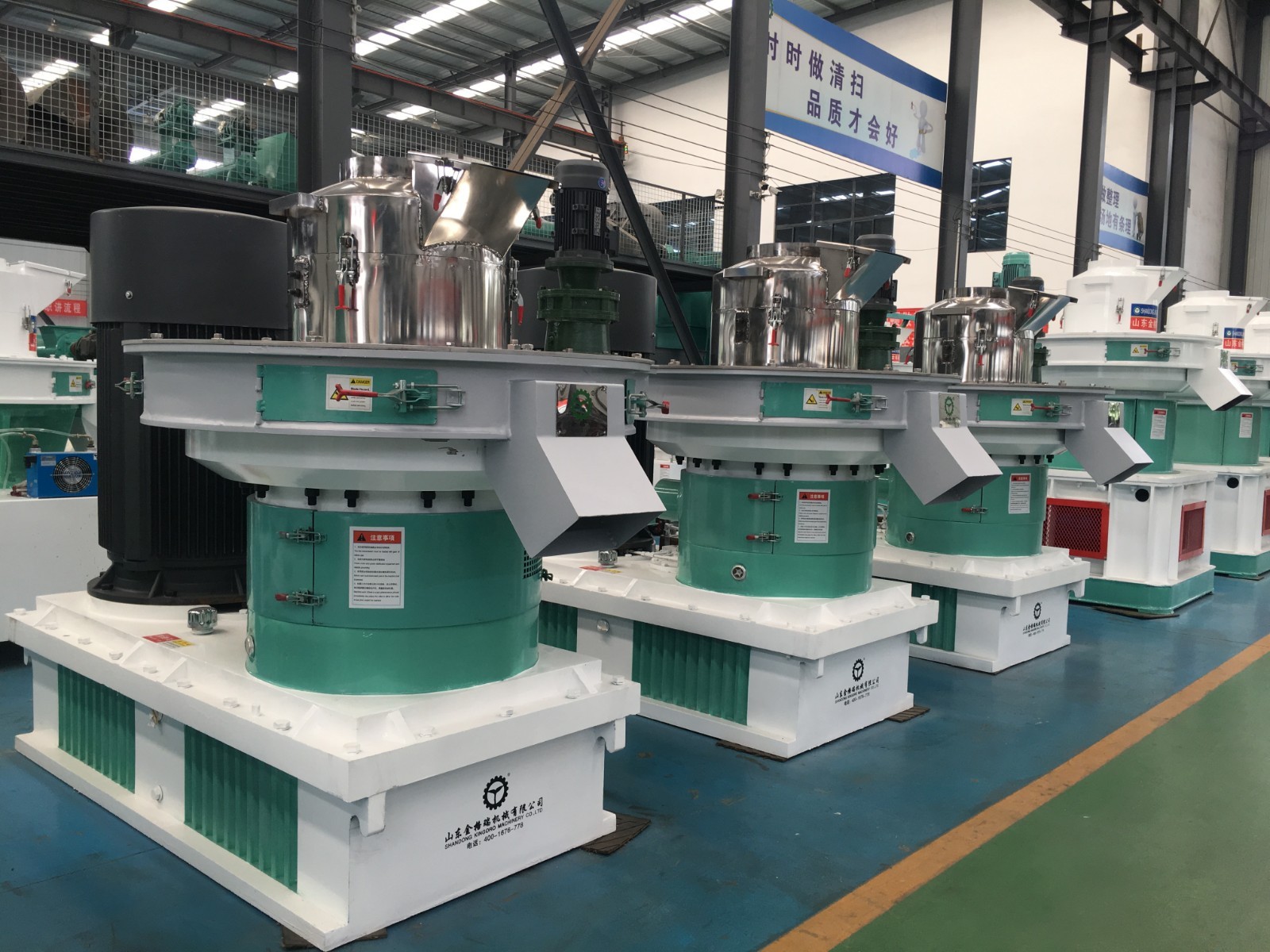 黑龍江秸稈顆粒機(jī).jpg 黑龍江秸稈顆粒機(jī).jpg