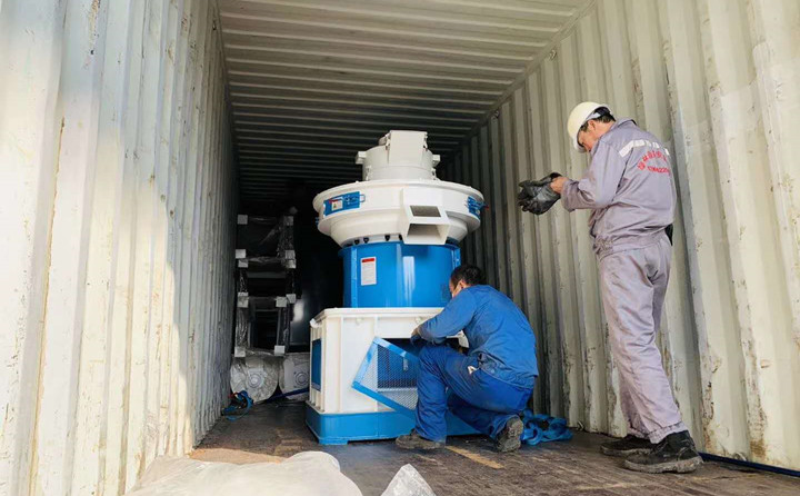 燃料顆粒機裝車完成.jpg 燃料顆粒機裝車完成.jpg