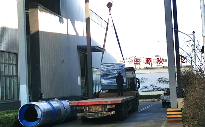 山東臨沂木屑顆粒機(jī)發(fā)貨啦.jpg 山東臨沂木屑顆粒機(jī)發(fā)貨啦.jpg