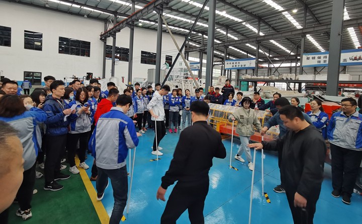 不倒森林比賽.jpg 不倒森林比賽.jpg