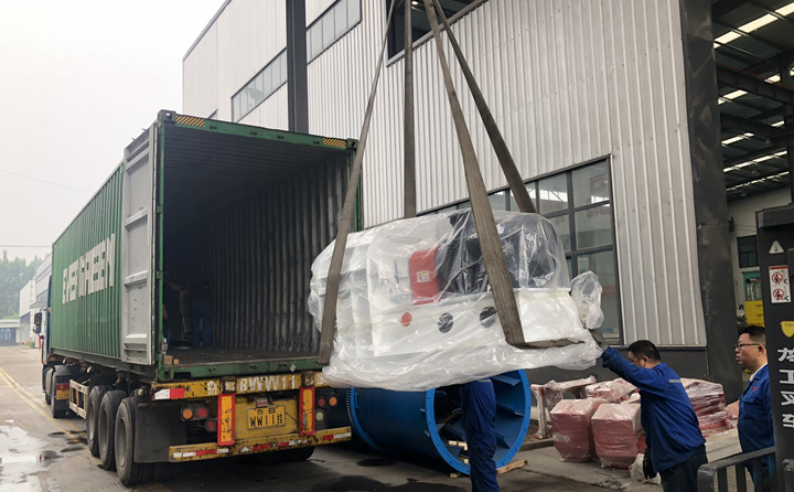 粉碎機(jī).jpg 粉碎機(jī).jpg