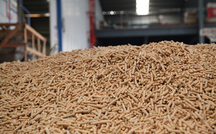 生物質顆粒燃料的原料來源比較多.JPG 生物質顆粒燃料的原料來源比較多.JPG