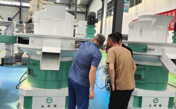 850型號顆粒機設備.jpg 850型號顆粒機設備.jpg