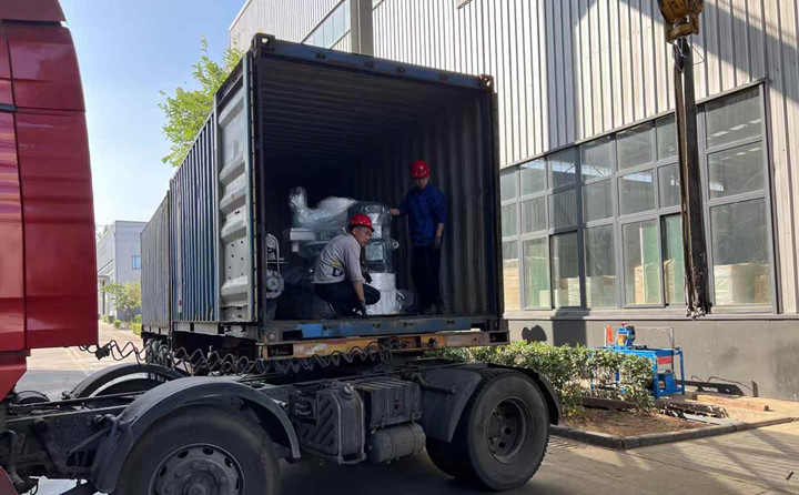 顆粒機發貨.jpg 顆粒機發貨.jpg